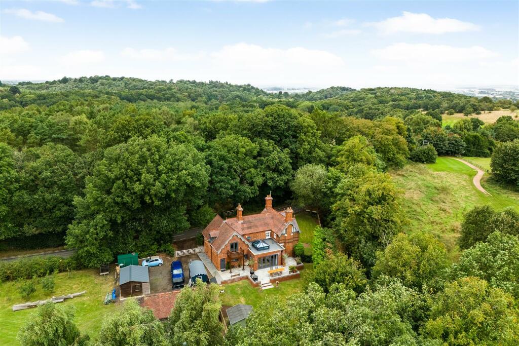 Additional image 25 of Monks Park Lane, Mancetter, CV9