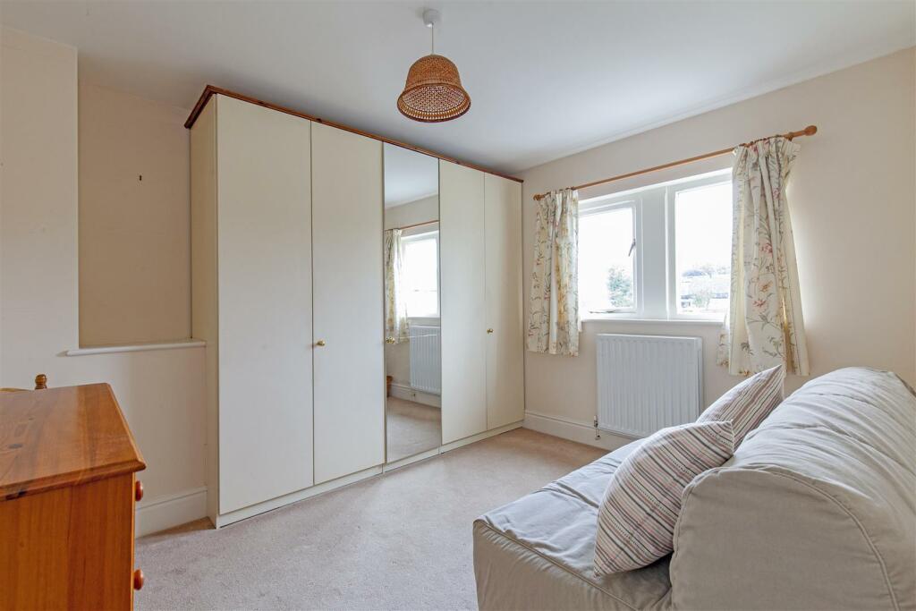 Additional image 7 of Glebe Avenue, Great Longstone, Bakewell