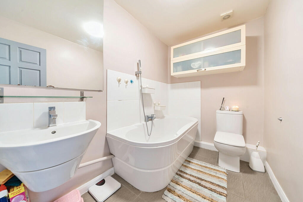 Additional image 7 of Cottage Field Close, Sidcup