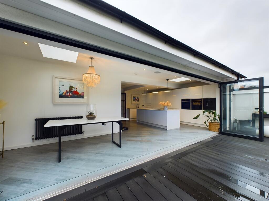 Additional image 16 of Lonscale Drive, Stvechale, Coventry