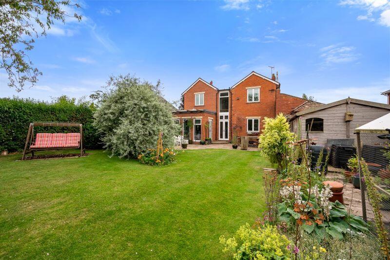 Additional image 3 of "Bowood", 453 Crewe Road, Wistaston