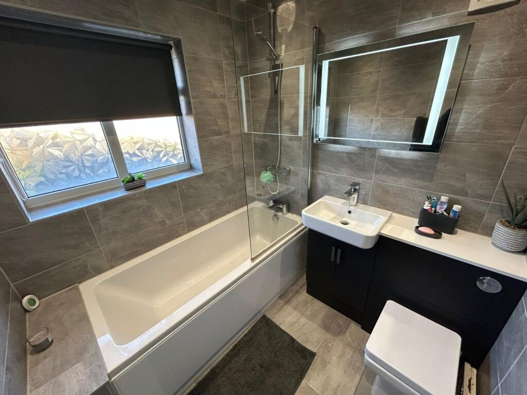 Additional image 12 of Hemsworth Drive, Bulkington, Bedworth, Warwickshire, CV12