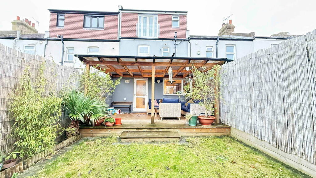 Additional image 34 of Oak Road, Greenhithe, DA9 9DH