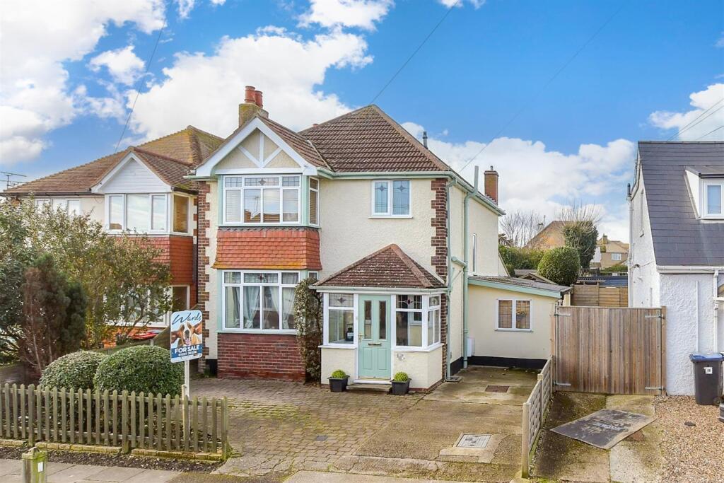 Queensbridge Drive, Herne Bay, Kent