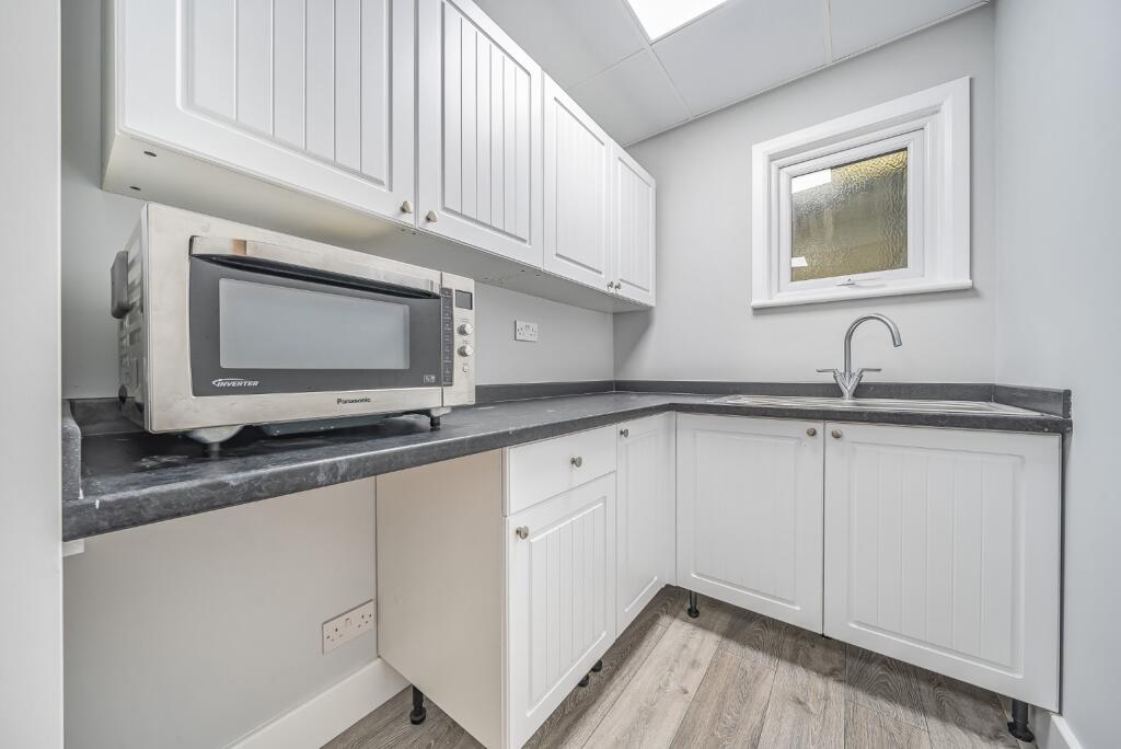 Additional image 8 of Oyo Business Units, Crabtree Manorway North, Belvedere, Kent, DA17