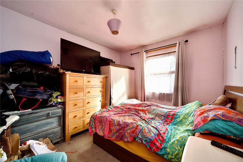 Additional image 14 of Wrotham Road, Gravesend, Kent, DA11
