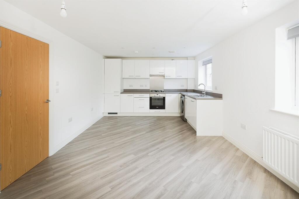 Additional image 18 of Drovers Close, Balsall Common, Coventry