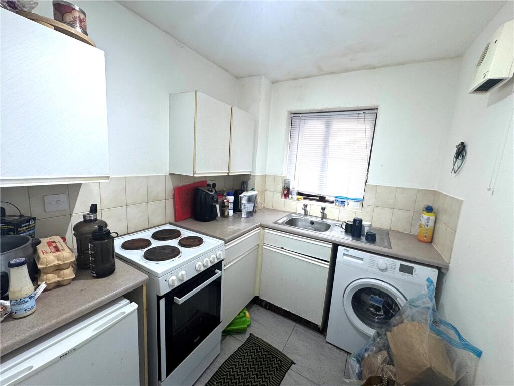 Additional image 7 of St. James Court, Coventry, West Midlands, CV3