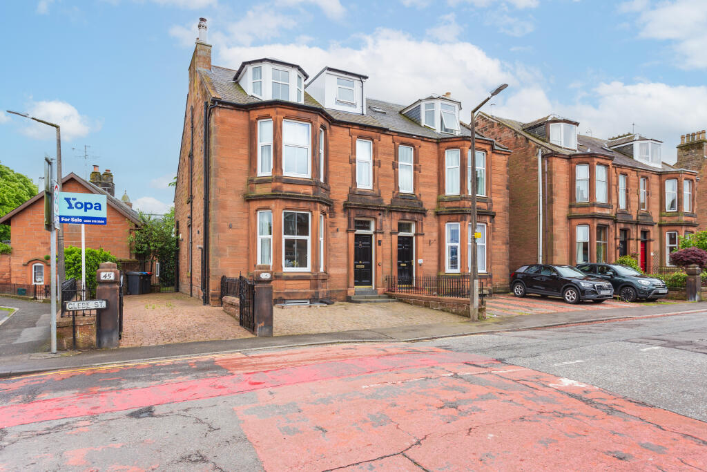 Glebe Street, Dumfries, DG1