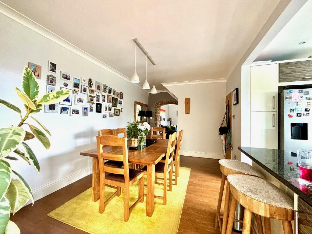 Additional image 7 of Lea Shaw, DE4