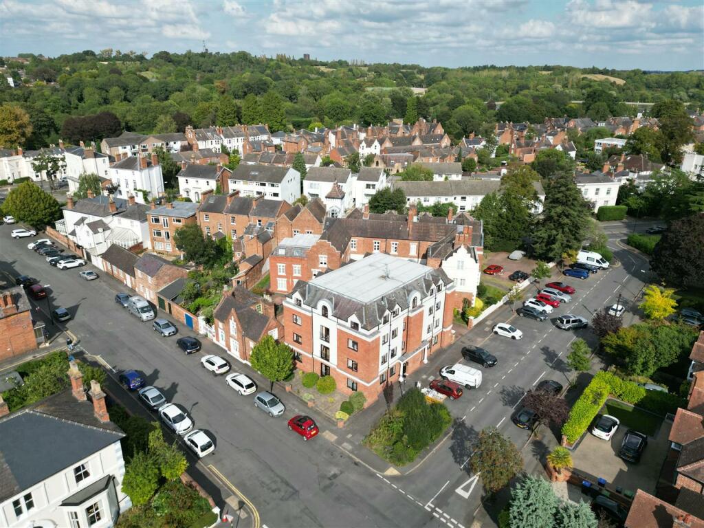 Additional image 33 of Russell Terrace, Leamington Spa