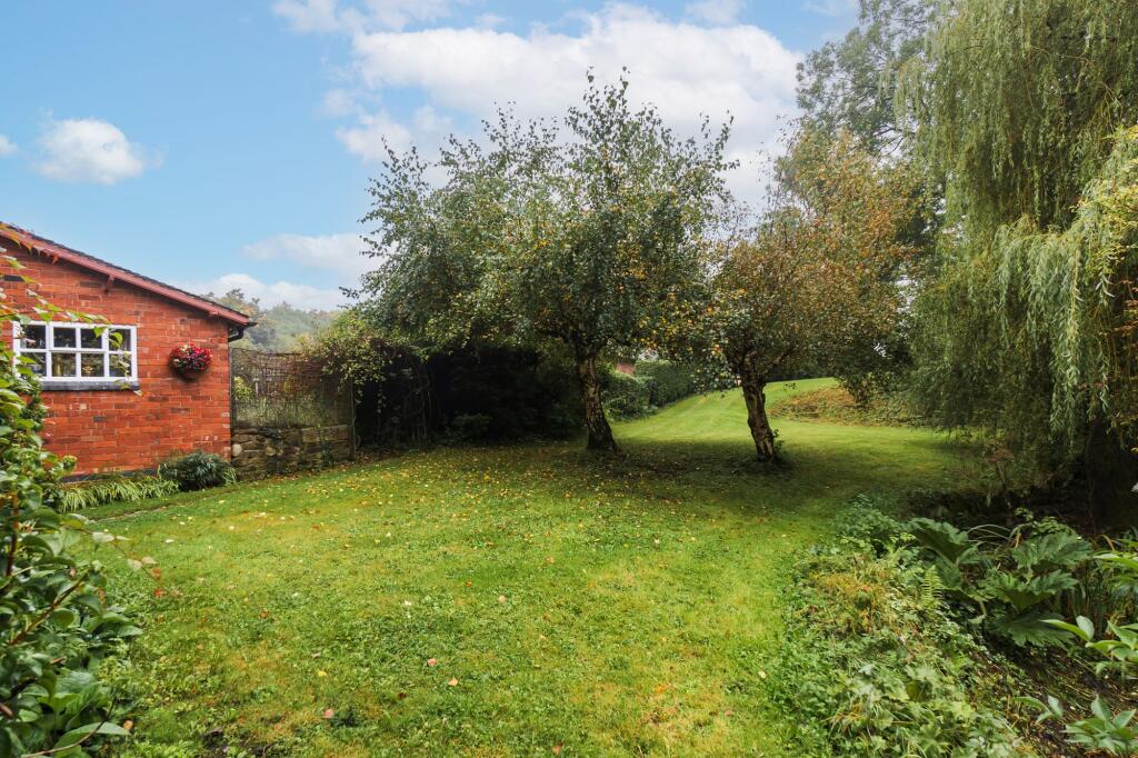 Additional image 39 of Cat & Fiddle Lane, West Hallam, DE7