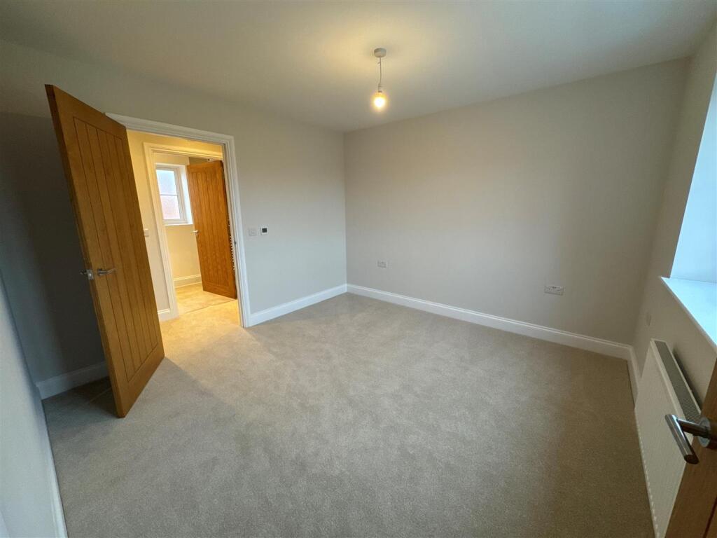 Additional image 9 of Bishopton Lane, Bishopton, Stratford-Upon-Avon