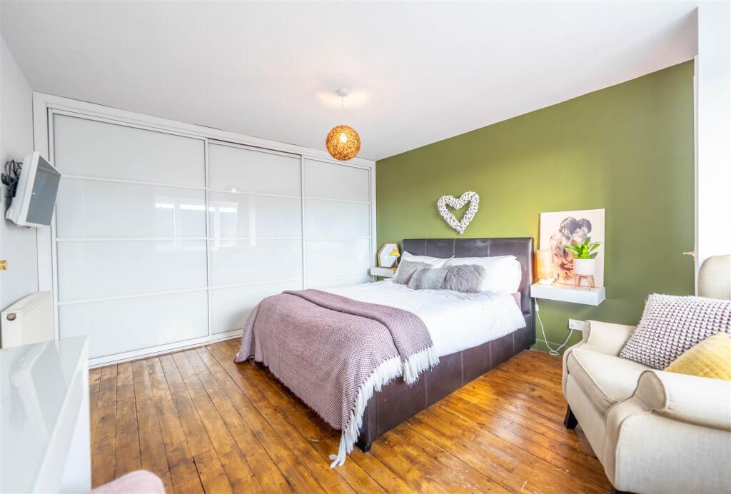 Additional image 12 of Glamis Road, Kirriemuir