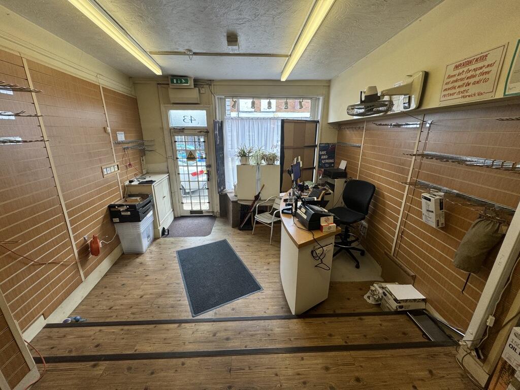 Additional image 4 of 43 Smith Street, Warwick, Warwickshire, CV34 4JA