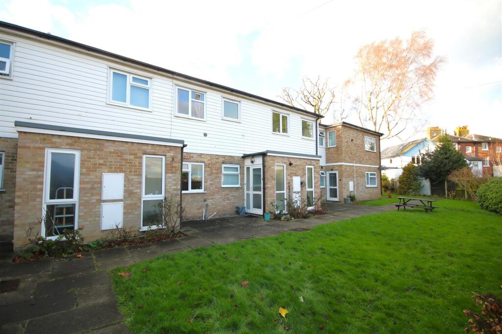 Additional image 22 of Queens Avenue, Canterbury