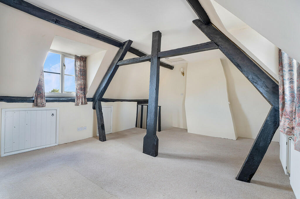 Additional image 9 of Kineton