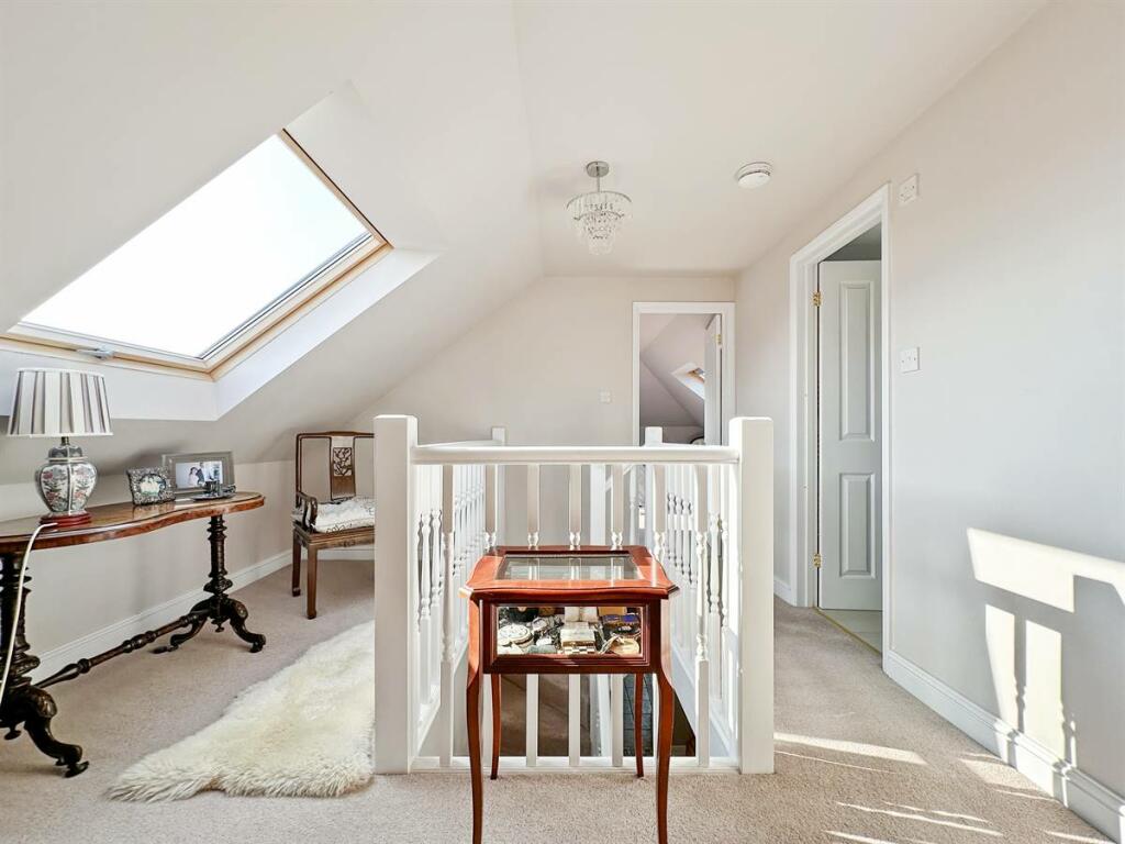 Additional image 17 of Lonsdale Avenue, Margate