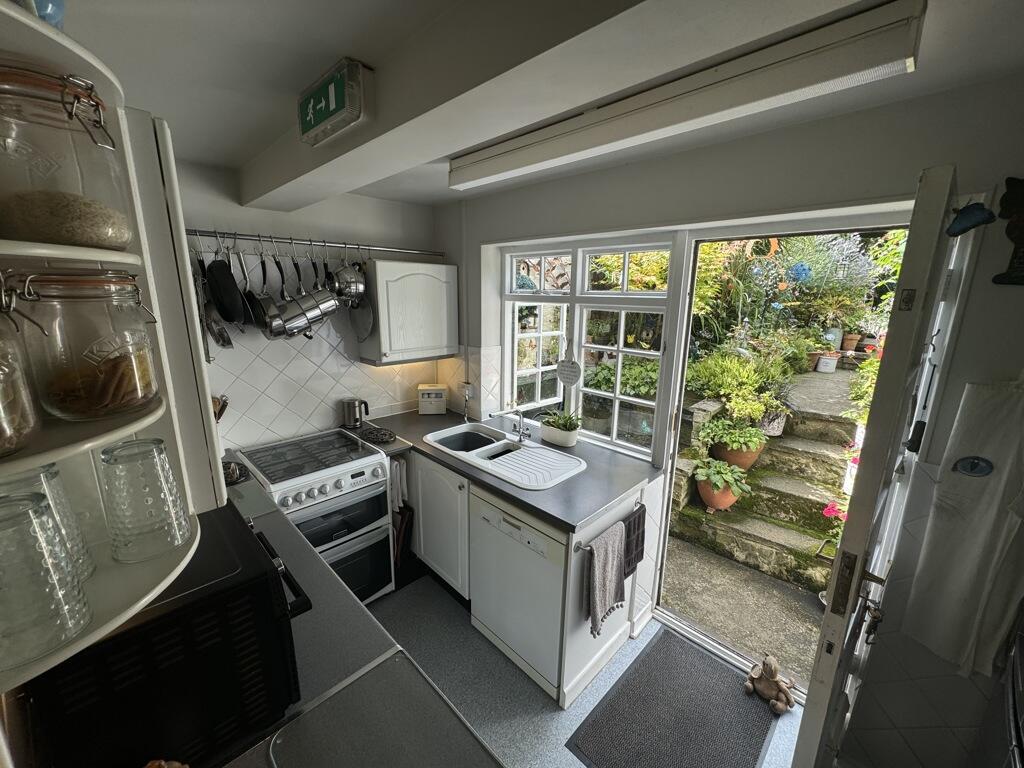 Additional image 8 of 43 Smith Street, Warwick, Warwickshire, CV34 4JA