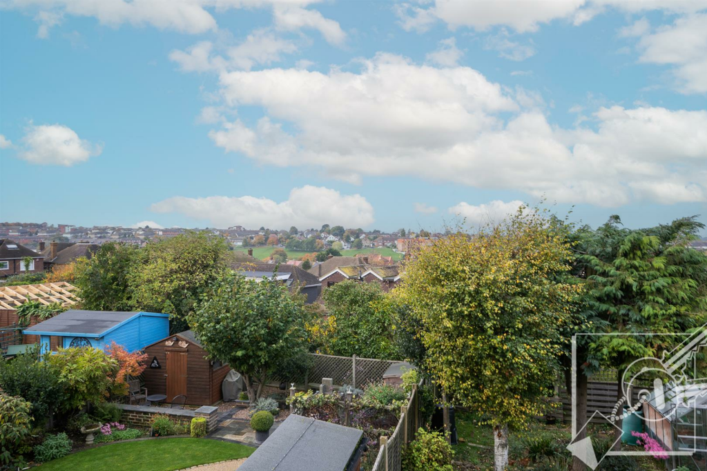 Additional image 16 of Dorset Crescent, Gravesend