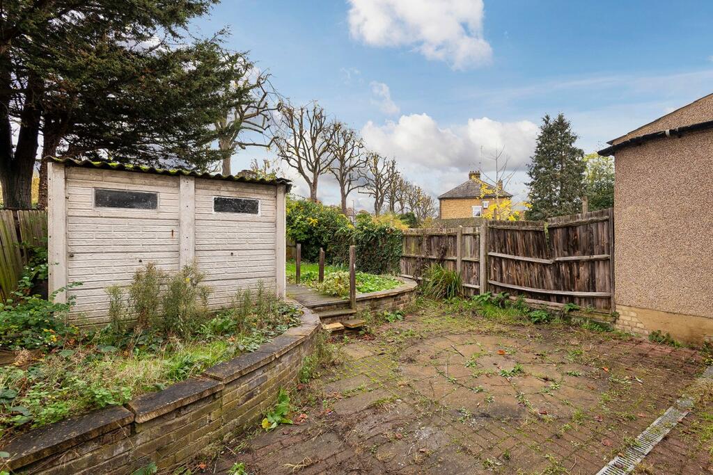 Additional image 14 of Park Crescent, Erith, DA8