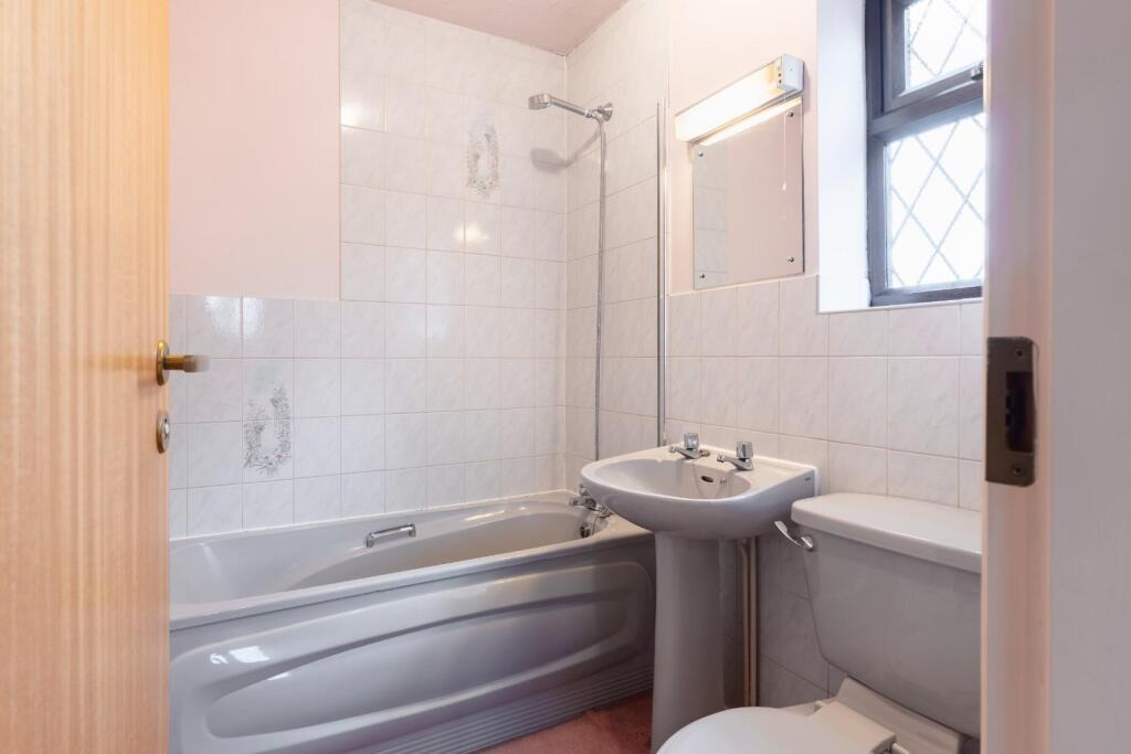 Additional image 17 of The Seekings, Whitnash, Leamington Spa