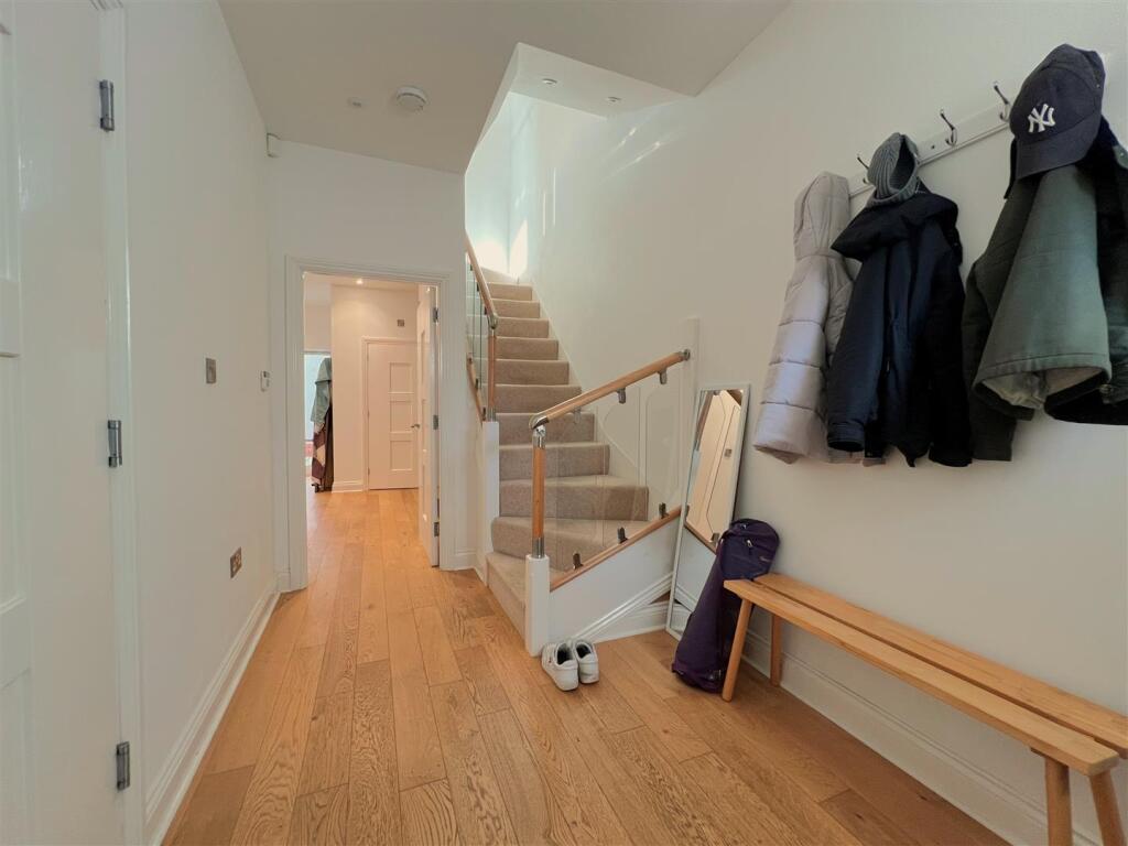 Additional image 6 of Alveston Place, Leamington Spa