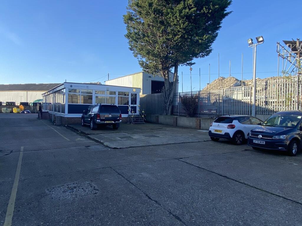 Additional image 10 of Units A/B, Cedars Transport Depot, Church Manorway, Erith, DA8 1DE