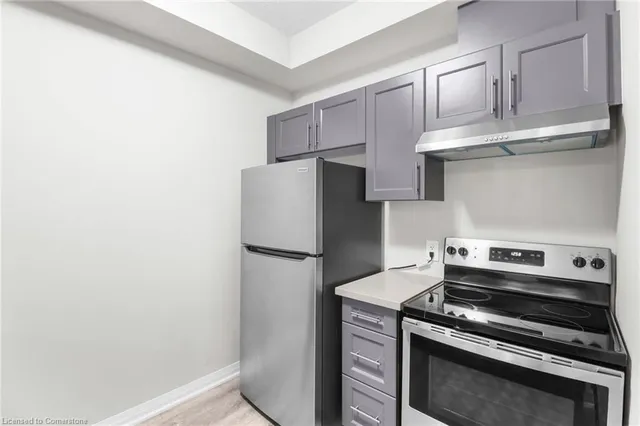 Additional image 20 of 17 Laguna Village Cres