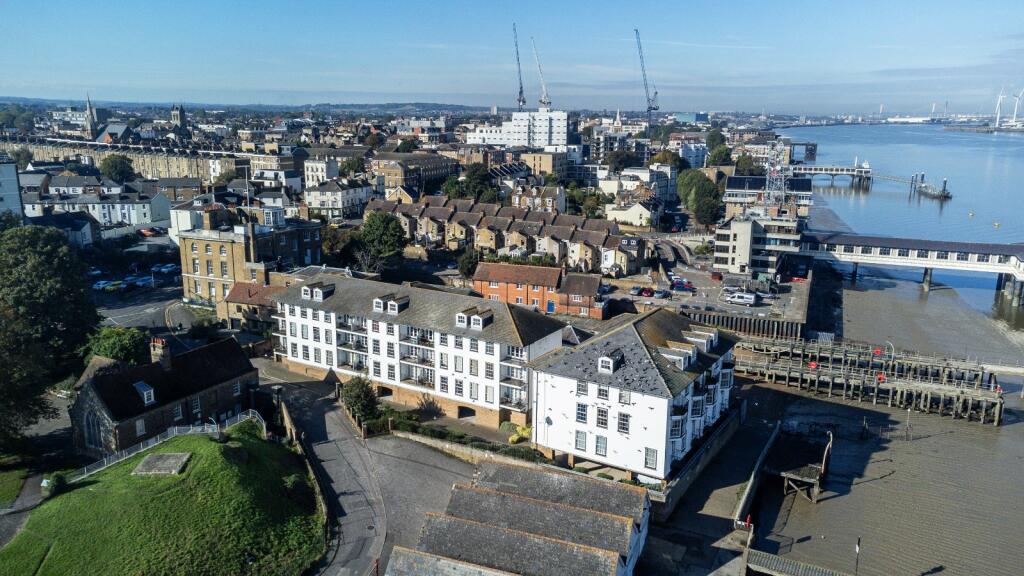 Additional image 10 of Commercial Place, Gravesend, Kent, DA12