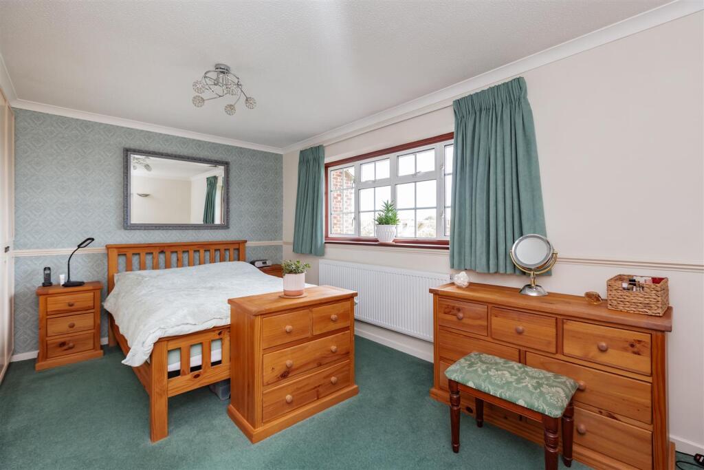 Additional image 8 of Chantry Avenue, Hartley, Longfield