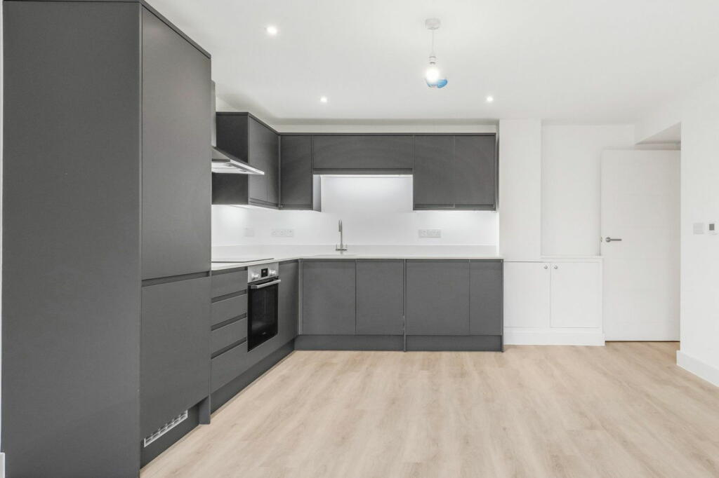 Additional image 16 of Willes Road, Leamington Spa, Warwickshire, CV32 4DH