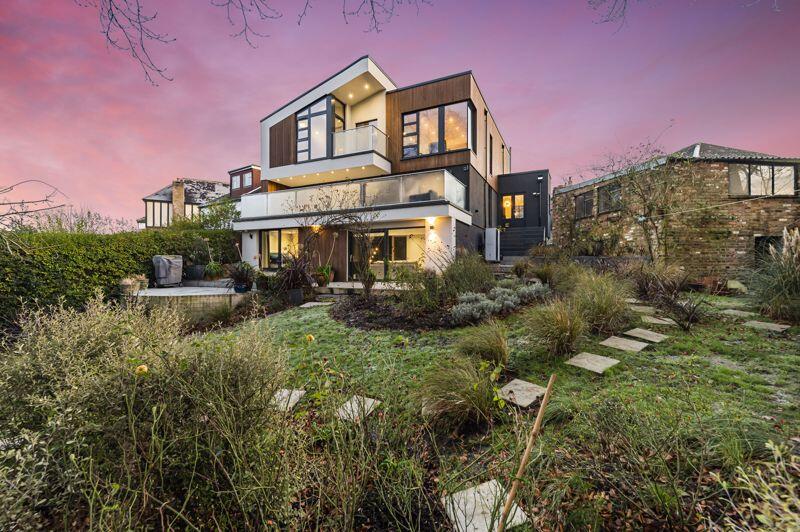 Additional image 44 of Hill Crescent, Bexley