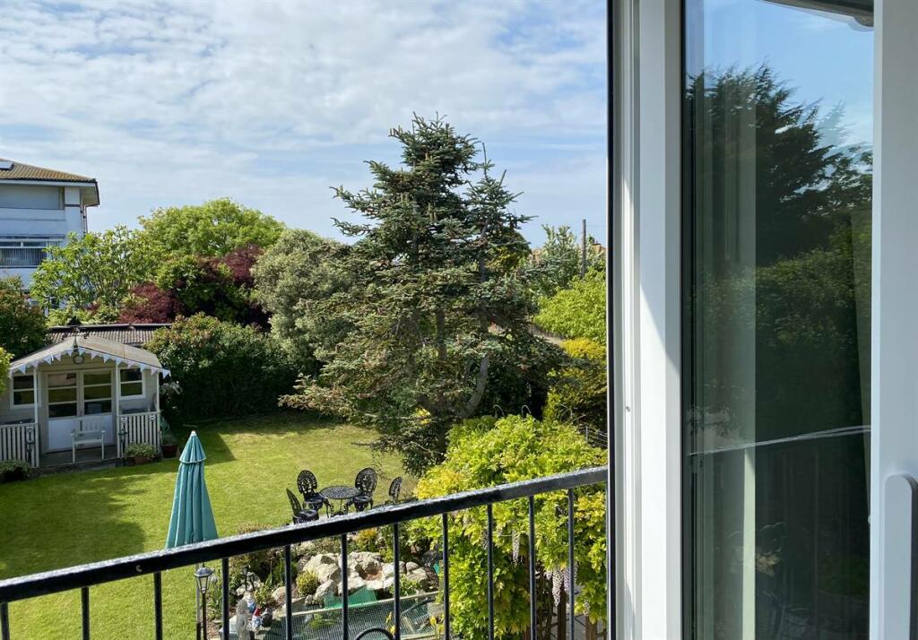 Additional image 21 of Lonsdale Avenue, Margate