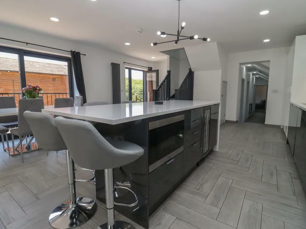 Additional image 58 of Castle Road, Hartshill, Nuneaton, CV10 0SG