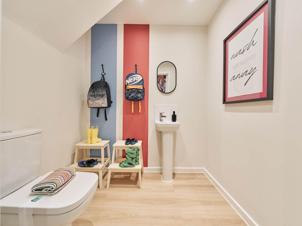 Additional image 9 of Glasshouse Lane,
Kenilworth,
Warwickshire
CV82AJ