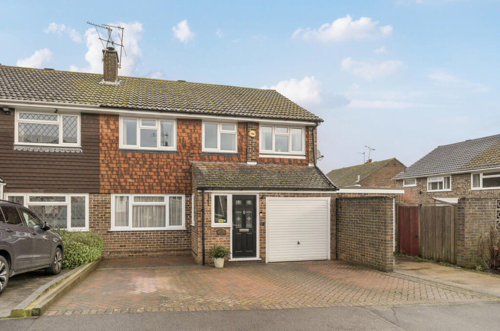 Additional image 14 of Barfield, Sutton At Hone, Dartford, Kent, DA4