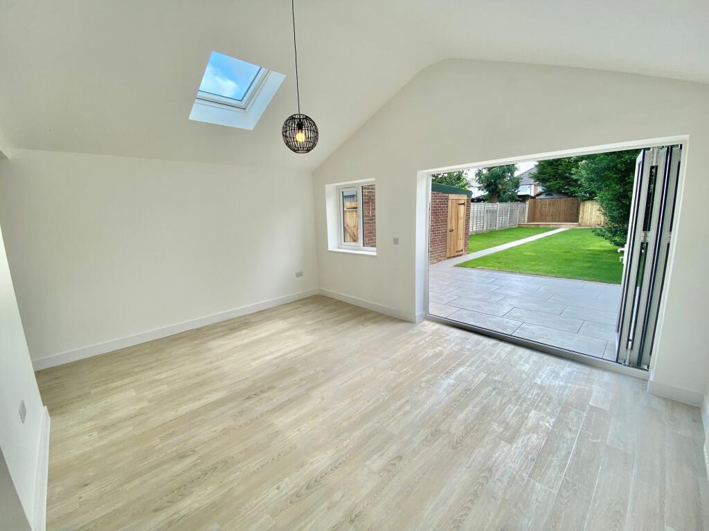 Additional image 14 of Barnacle Lane, Bulkington, CV12