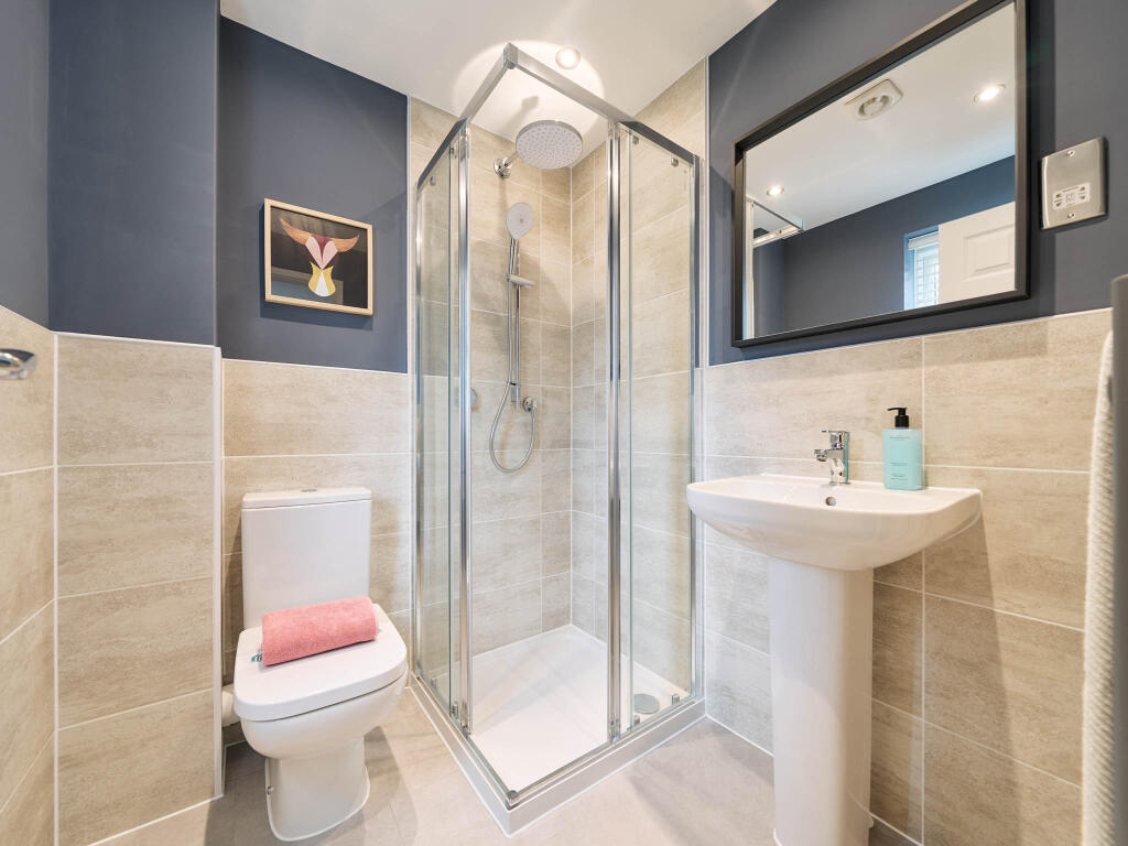 Additional image 12 of Glasshouse Lane,
Kenilworth,
Warwickshire
CV82AJ