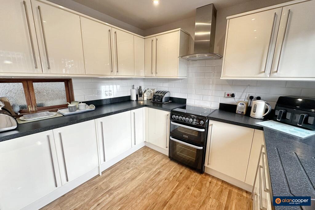 Additional image 7 of Thirlmere Avenue, St Nicolas Park, Nuneaton, CV11 6HU