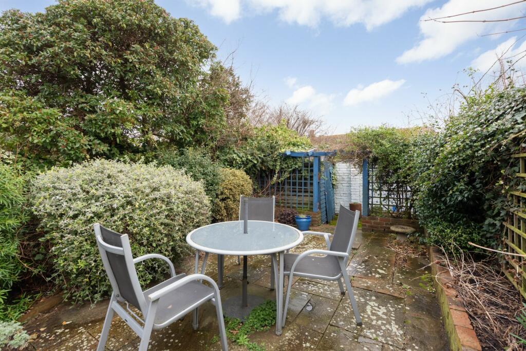 Additional image 10 of Island Wall, Whitstable, CT5