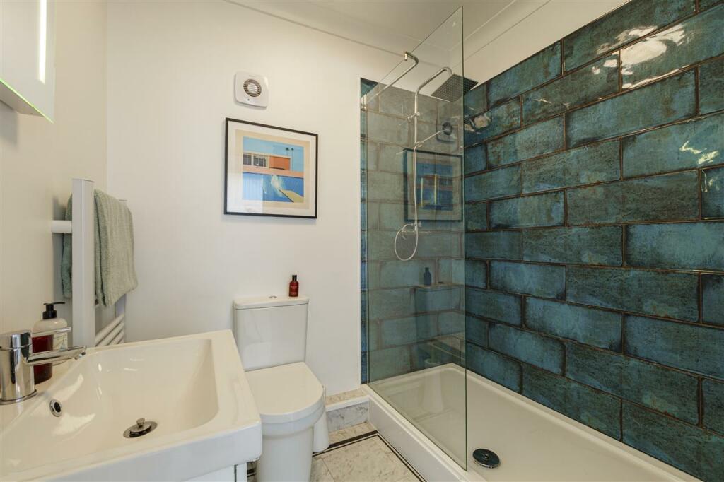 Additional image 26 of The Penthouse, 8 Cliffe House, Folkestone