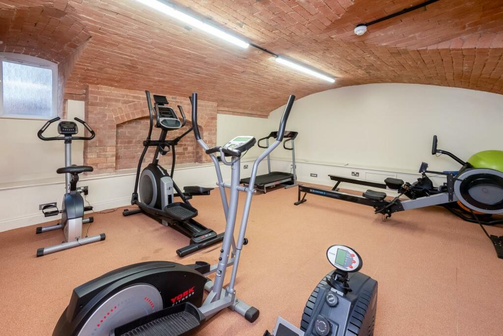 Additional image 13 of Windsor Court, Warwick Road, Stratford-upon-Avon