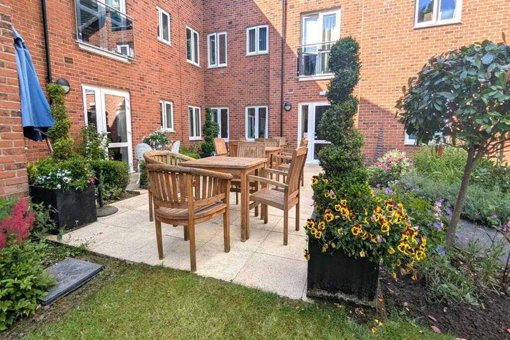 Additional image 20 of Oak Grange, Bradburns Lane, Hartford, Northwich