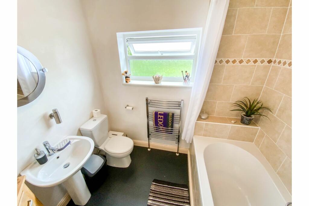 Additional image 17 of Hassock Lane North, Heanor, DE75