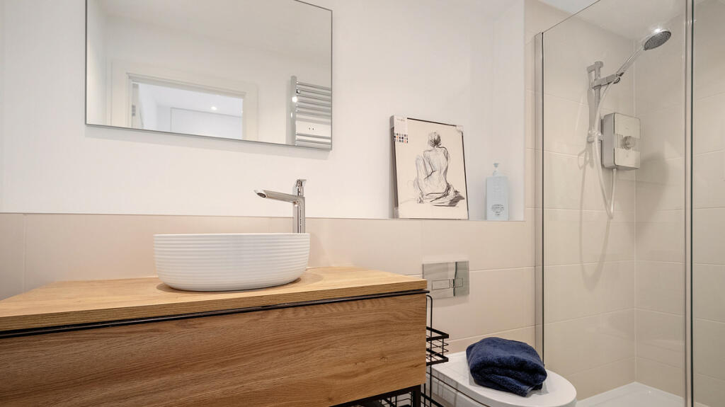 Additional image 27 of Riverside Off Tiddington Road, Stratford Upon Avon, Warwickshire. CV37 7BD