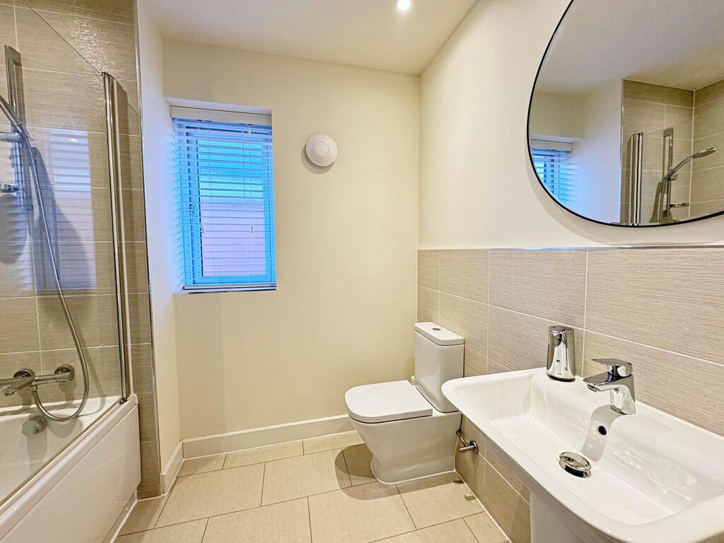 Additional image 10 of Martin Drive, Kenilworth