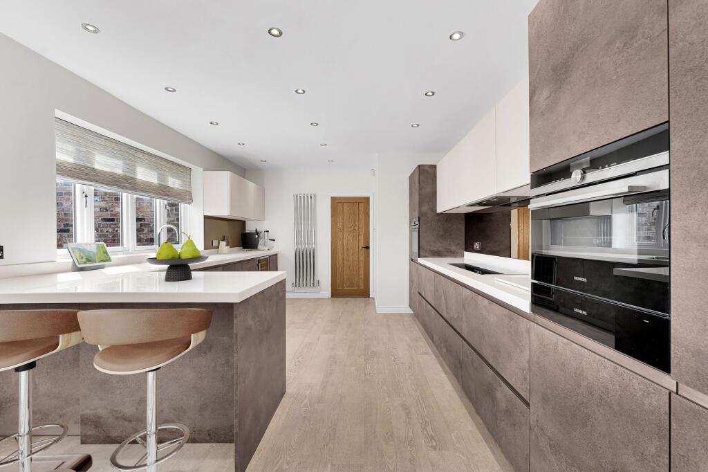 Additional image 8 of Characterful semi-rural Sandiway home