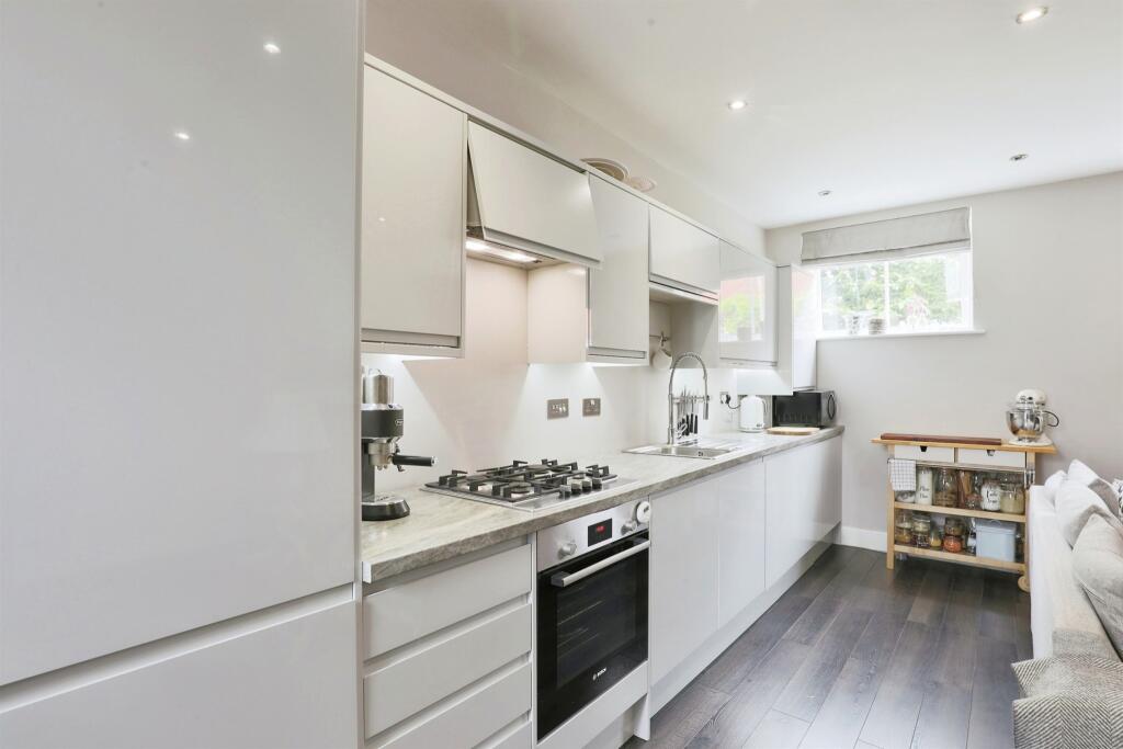 Additional image 19 of Walton Road, Wellesbourne, Warwick