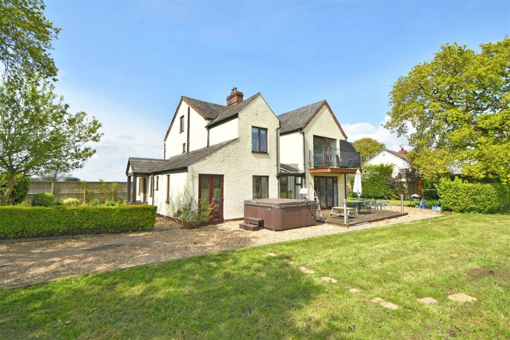 Additional image 16 of Four Bedroom Detached with Fantastic Views